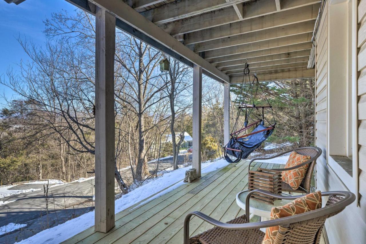 Massanutten Retreat With Double Deck And Mtn View! McGaheysville Eksteriør bilde